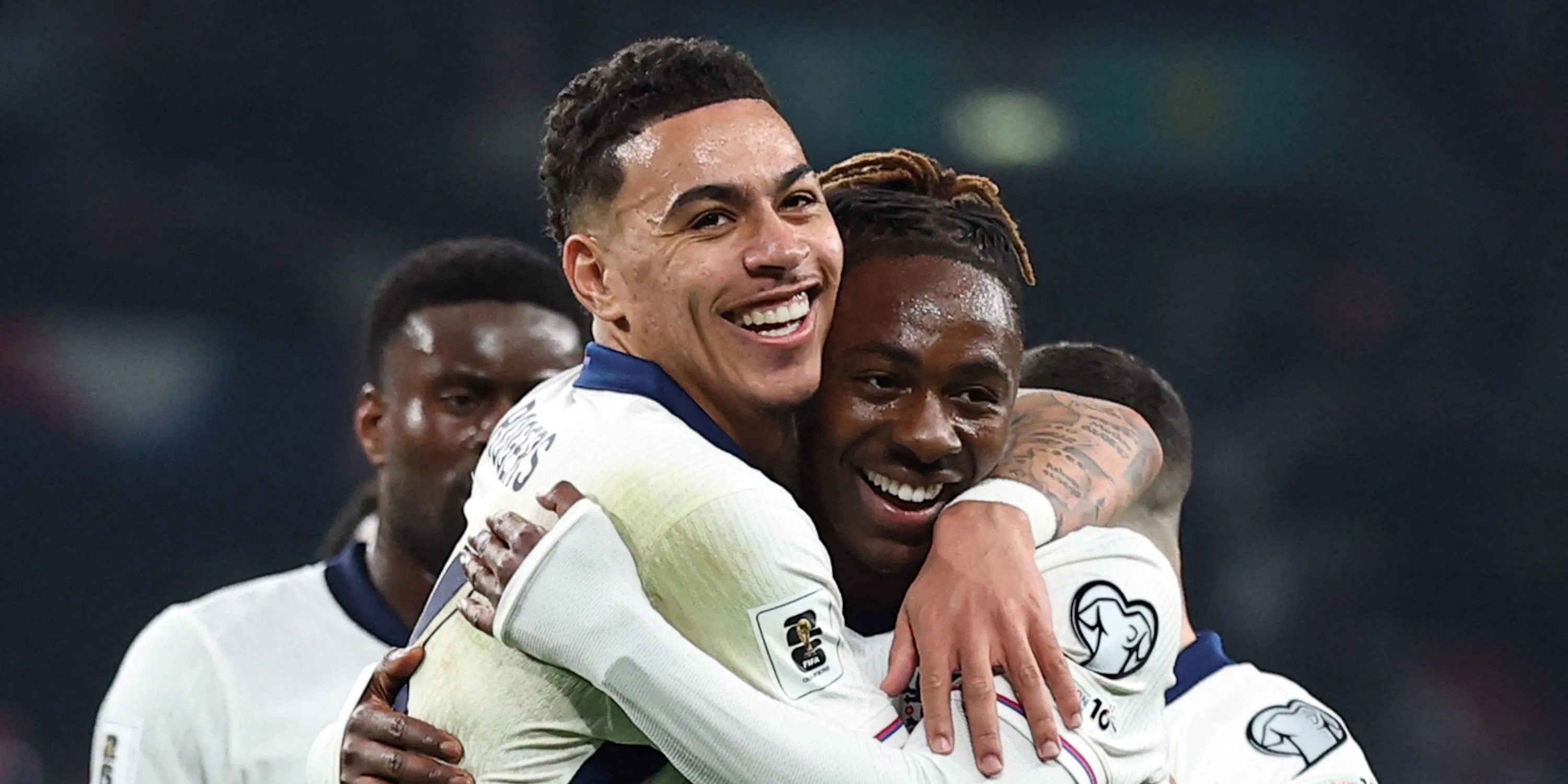 Morgan Rogers của Aston Villa trong màu áo đội tuyển Anh