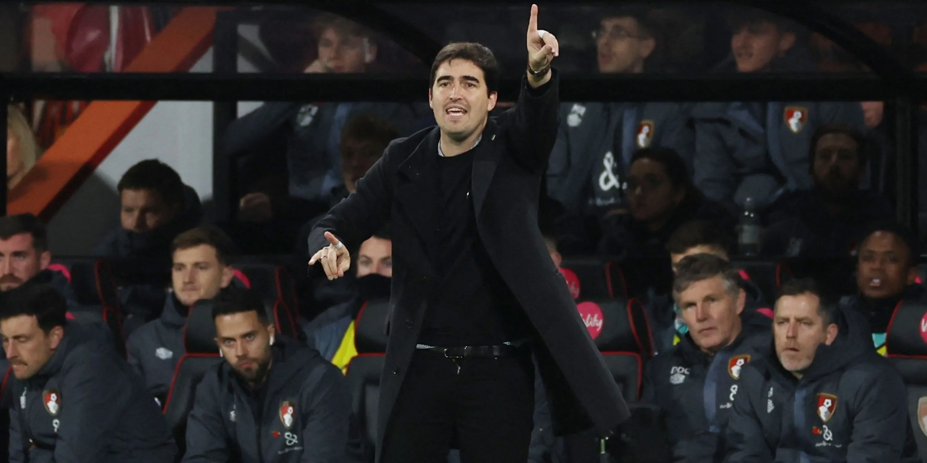 Andoni Iraola, HLV trưởng Bournemouth trên sân cỏ Ngoại hạng Anh
