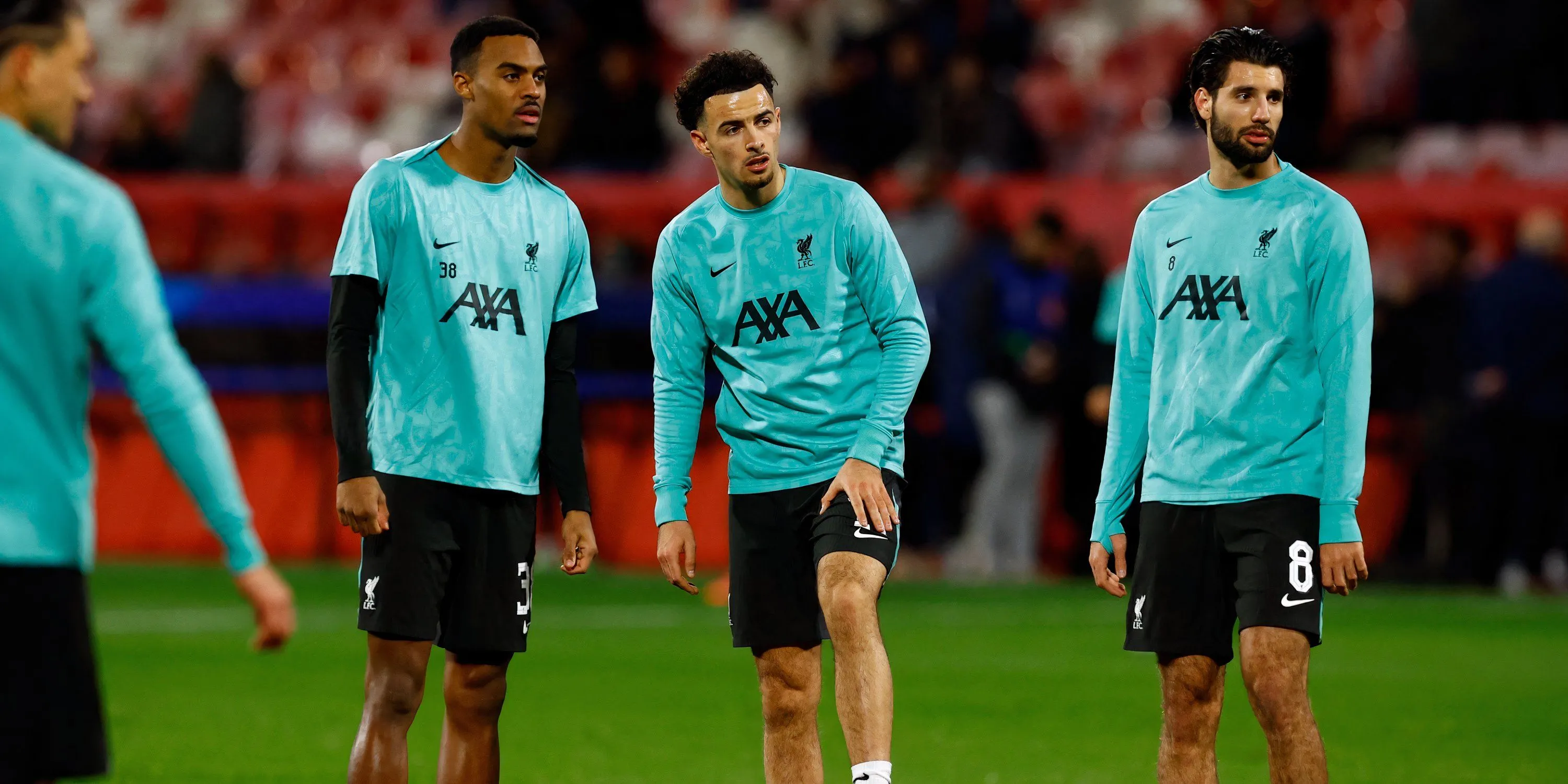 Các tiền vệ của Liverpool: Ryan Gravenberch, Curtis Jones và Dominik Szoboszlai