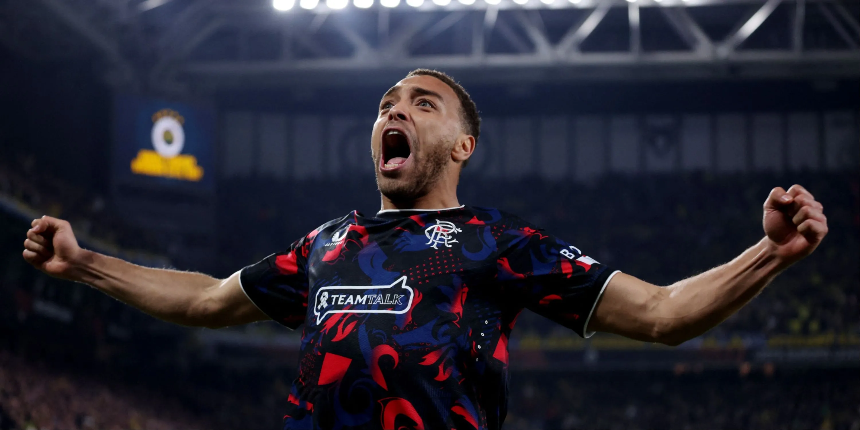 Cyriel Dessers trong trận đấu của Rangers
