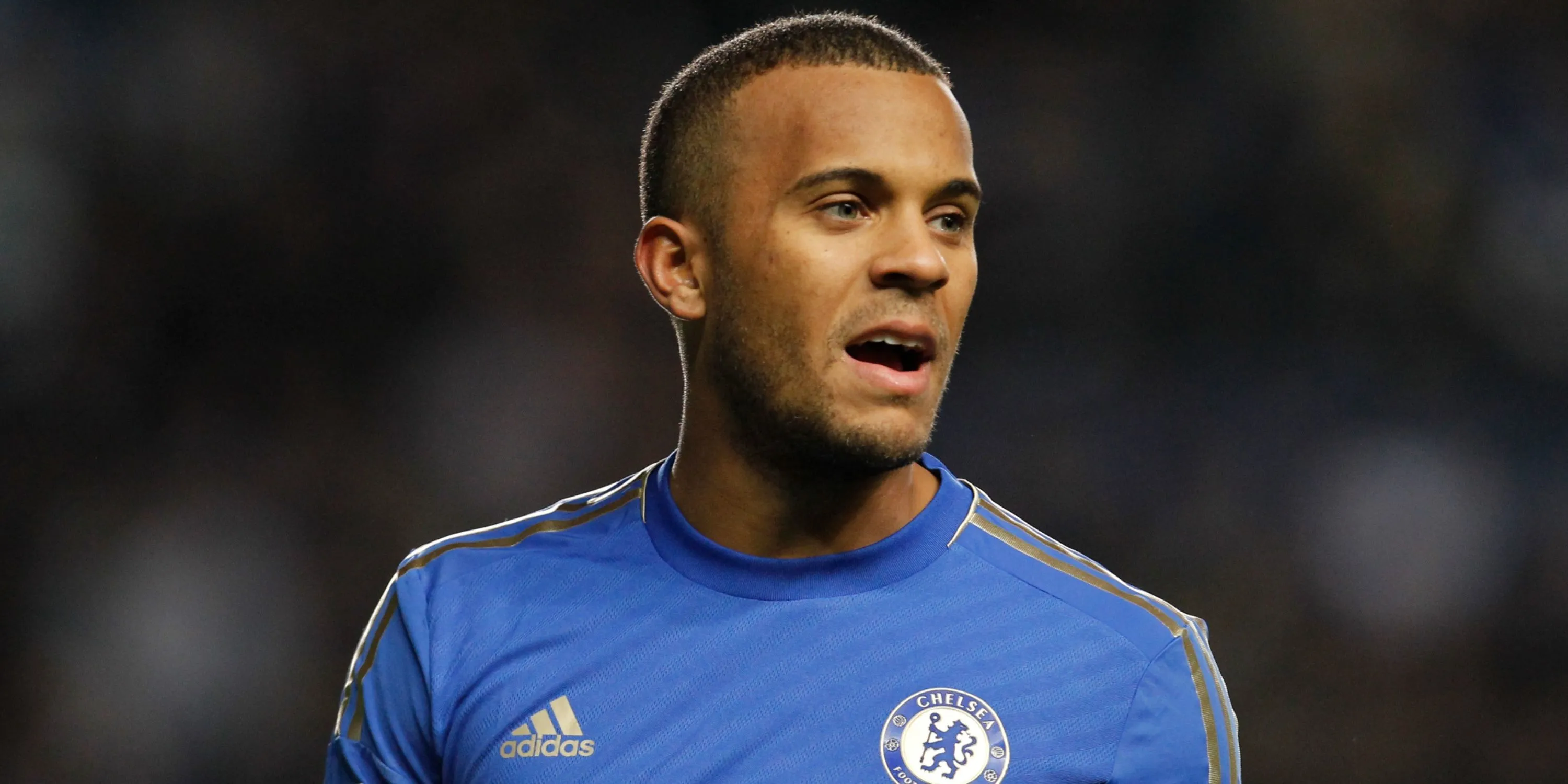 Ryan Bertrand, cựu hậu vệ Chelsea và con trai Marcell Washington