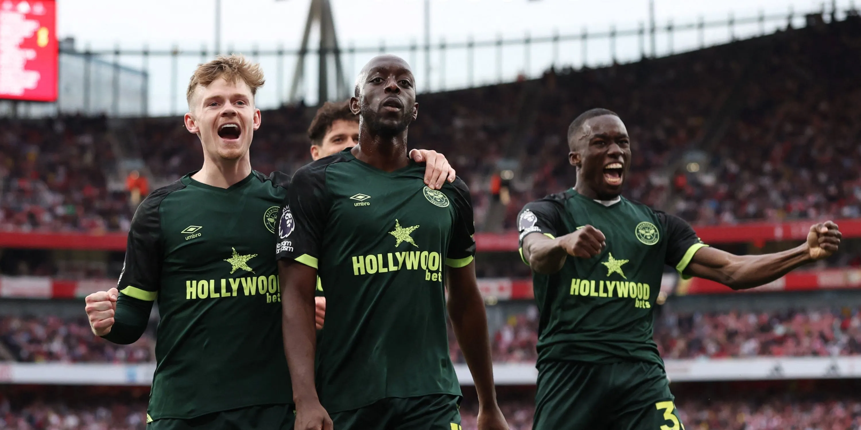 Tiền đạo Yoane Wissa trong màu áo câu lạc bộ Brentford