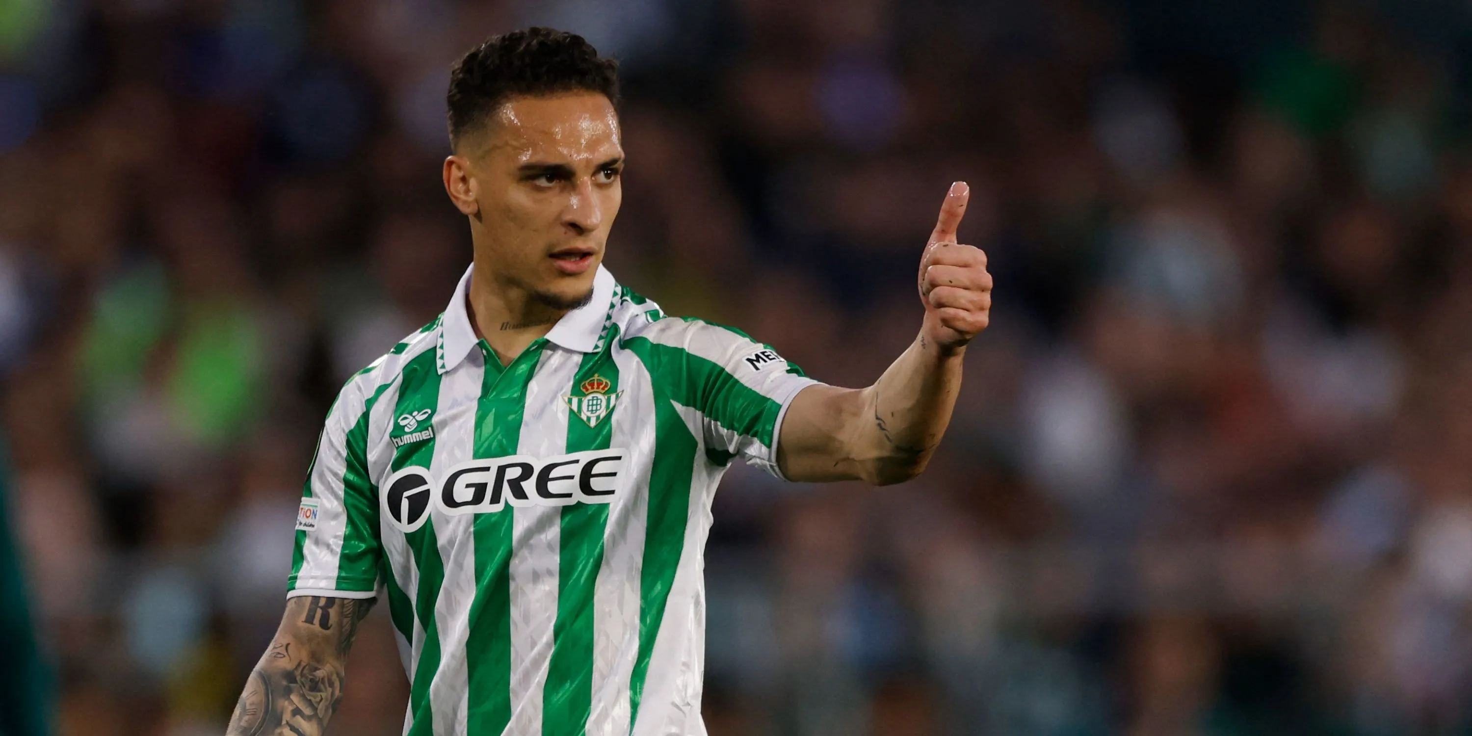 Tiền vệ Antony trong màu áo Real Betis, dấu ấn của sự hồi sinh phong độ