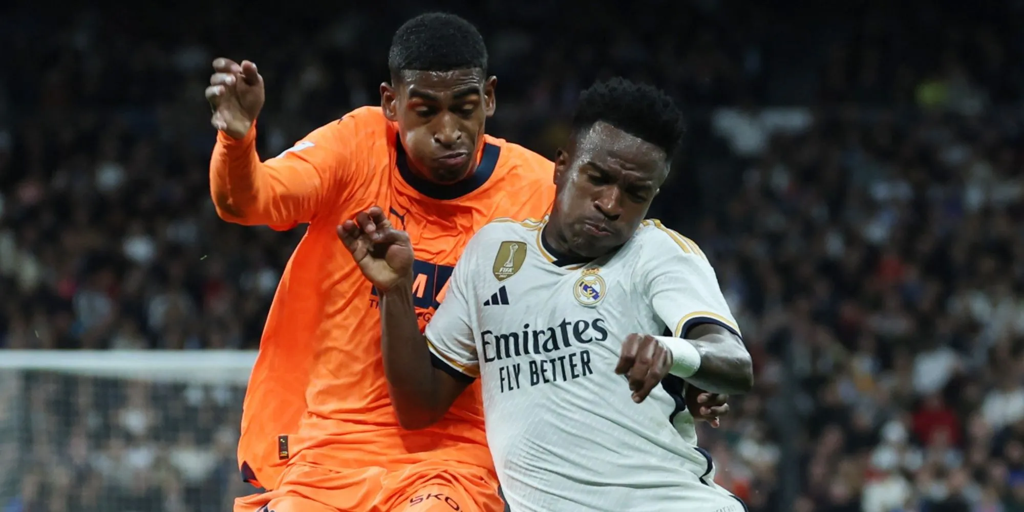 Trung vệ Cristhian Mosquera của Valencia, mục tiêu chuyển nhượng của Arsenal