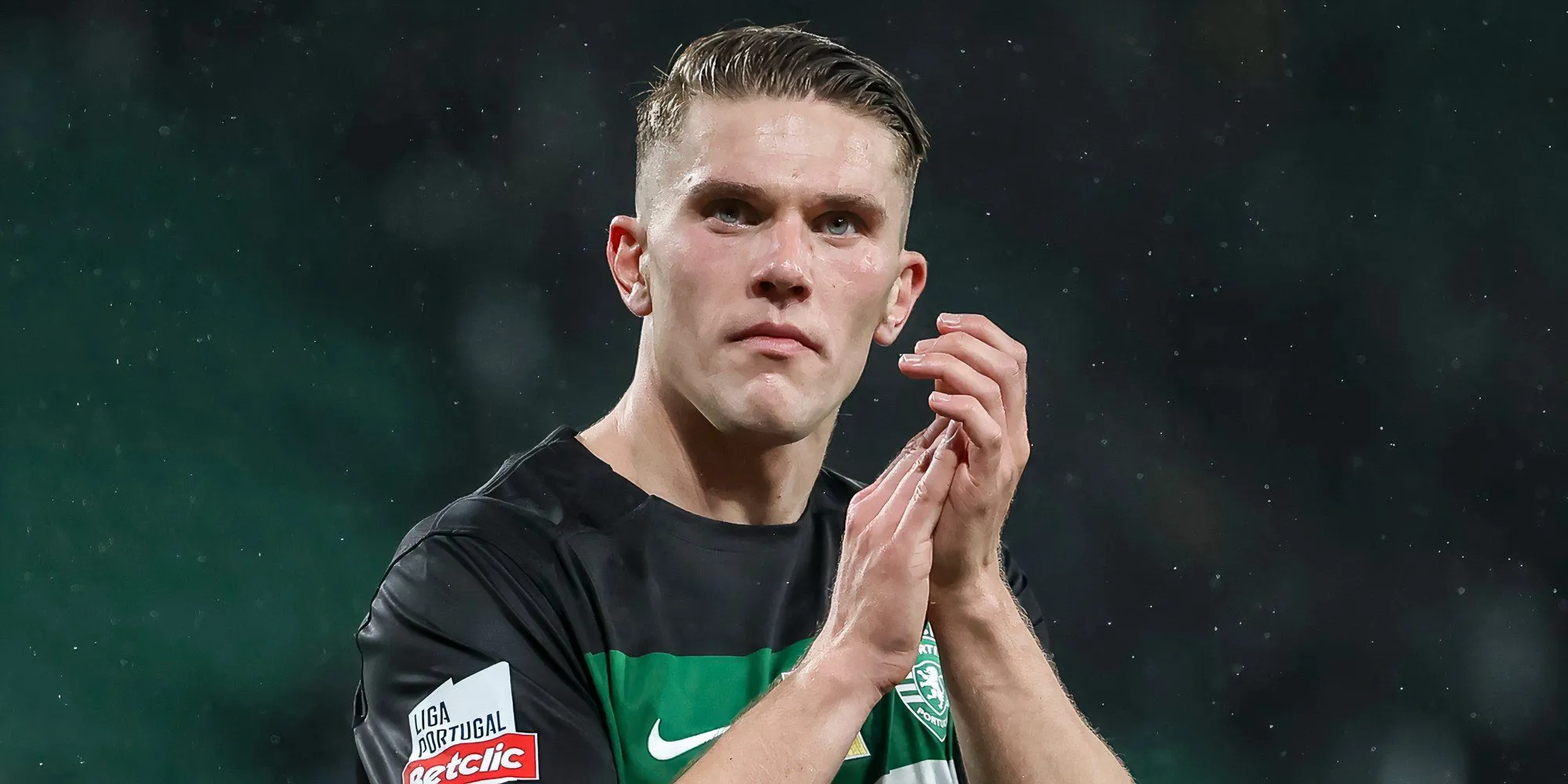 Viktor Gyokeres trên sân cỏ Sporting CP