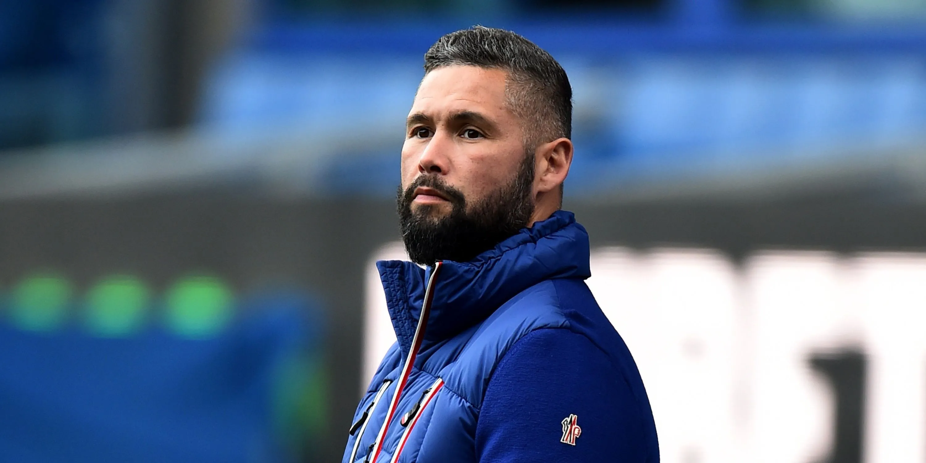 Tony Bellew, cựu võ sĩ quyền Anh, thể hiện niềm đam mê mãnh liệt dành cho Everton trên truyền hình quốc gia