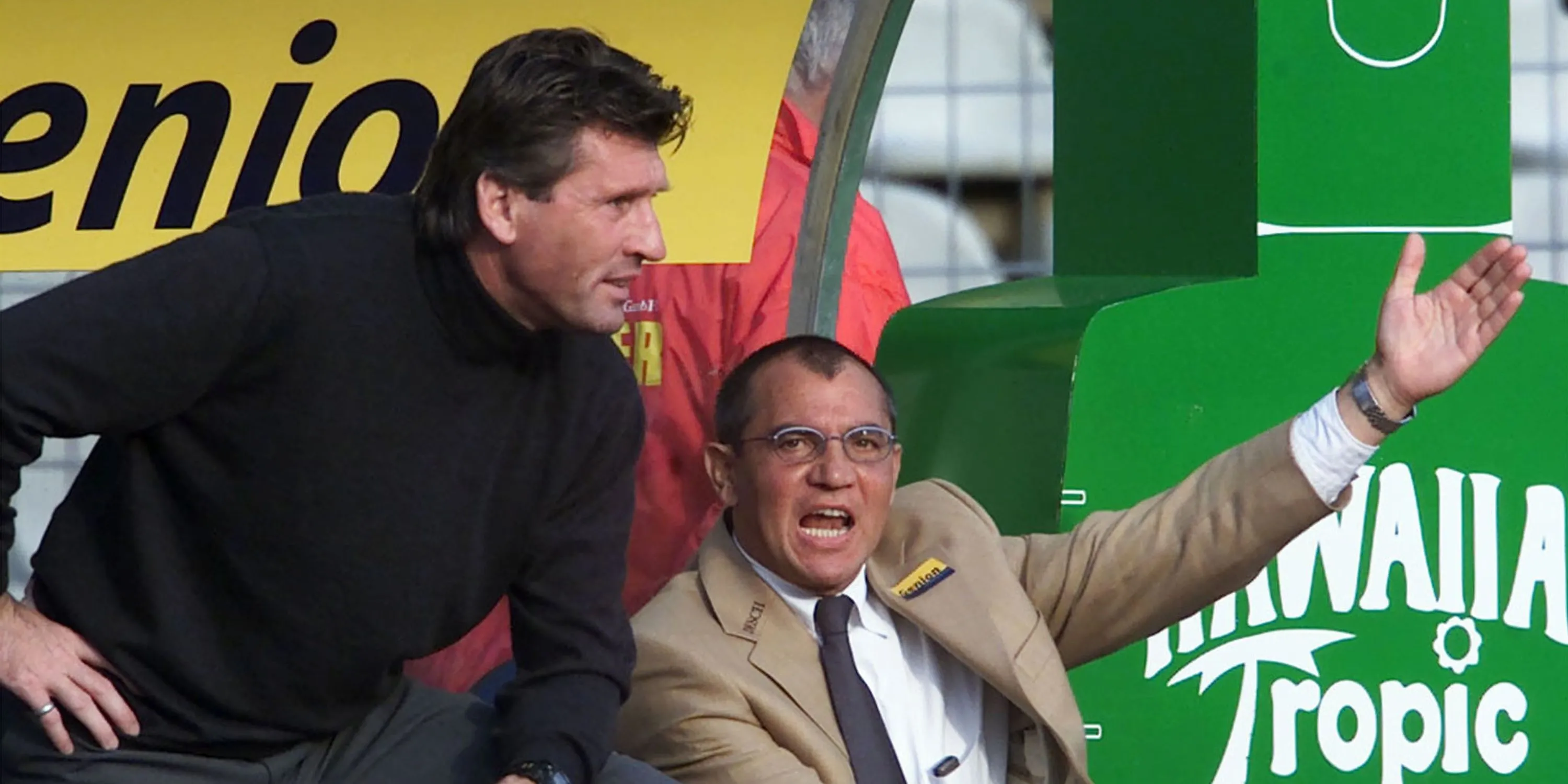 Manfred Kaltz của Hamburg SV, hậu vệ phải có tạt bóng đặc trưng và duyên ghi bàn